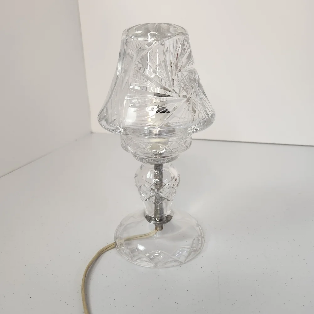 Vintage Cut Crystal Fairy Lamp Pinwheel Patern Czech Bohemian Mushroom Shape - Picture 6 of 10